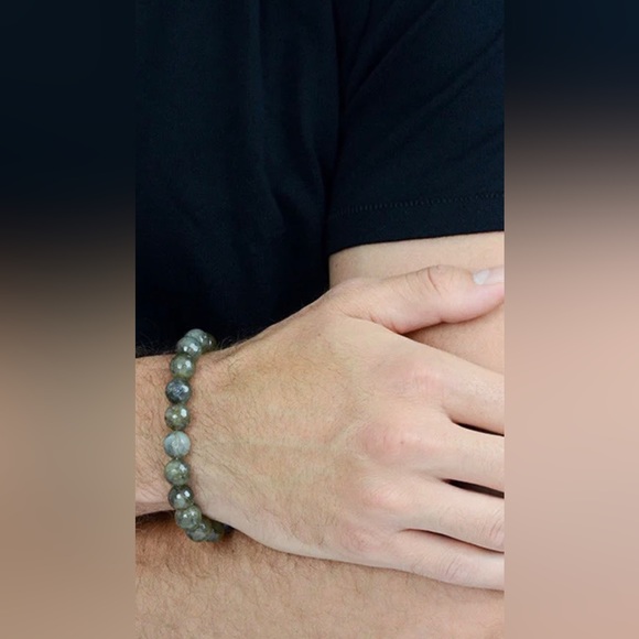 King Baby Labradorite Bracelet With Toggle Clasp - Picture 2 of 9